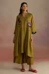 Buy_ROZA_Green Habutai Silk Floral Band Clover Patterned Asymmetric Kurta With Pant _at_Aza_Fashions