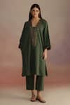 Buy_ROZA_Green Linen Embroidery Jute Lace Plunge V-neck Neroli Sequin Kurta With Pant _at_Aza_Fashions