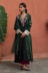 Buy_Begum_Black Kurta Habutai Silk Embellished Resham. Gota Patti V Neck Kaleera Set _at_Aza_Fashions