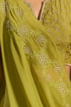 Shop_Meghna shah_Green Pure Mul Silk Embroidered Thread Notched Zari Blouse Pant Set _Online_at_Aza_Fashions