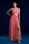 Buy_Aapro_Red 100% Cotton Checks Sweetheart Kiana Checkered Slit Skirt With Bustier _at_Aza_Fashions