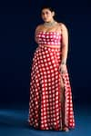 Buy_Aapro_Red 100% Cotton Checks Sweetheart Kiana Checkered Slit Skirt With Bustier 