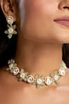 Buy_Hrisha Jewels_Green Moissanite Kundan Polki Floret Embellished Choker Set _at_Aza_Fashions