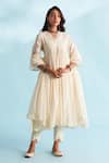 Shop_Roze_Cream Kurta Crinkle Cotton Embellished Floral V Neck Arisha Lace Anarkali _Online_at_Aza_Fashions