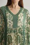 KoAi_Green Chiffon Print Chevron V Neck Kaftan _Online_at_Aza_Fashions