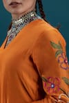 Buy_Svastih_Orange Silk Chanderi Applique Floral V Neck Amelia Embroidered Tunic With Pant _Online_at_Aza_Fashions