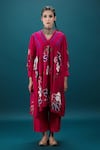 Svastih_Red Tunic Cotton Silk Applique Floral V Neck Ava Embroidered With Pant _Online_at_Aza_Fashions