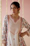 Nero India_Pink Kurta- Cotton Print Floral Paan Neck Butti With _Online_at_Aza_Fashions