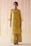 Buy_Nero India_Yellow Kurta- Organza Print Floral V Neck Sheer And Pant Set _at_Aza_Fashions