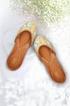 Buy_House of Vitti India_Flutterby Embroidered Juttis _at_Aza_Fashions