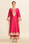 Sheetal Batra_Pink Embroidery Floral Round Neck Paisley Kurta Pant Set _at_Aza_Fashions