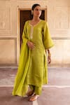 Buy_KARAJ JAIPUR_Green Kurta Pure Tabby Silk Embroidery Aari Mirror Straight And Pant Set _at_Aza_Fashions