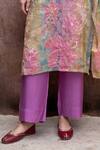 KARAJ JAIPUR_Purple Kurta Tabby Print Floral V-neck Straight And Pant Set _Online_at_Aza_Fashions