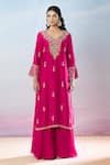 Buy_Samyukta Singhania_Pink Kurta Dolla Hand Embroidered Floral V Neck Sharara Set 