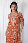 Lavina sippy_Orange Chanderi Print Abstract Aztec Notched Neck Kurta With Lehenga _Online_at_Aza_Fashions