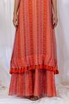 Lavina sippy_Orange Chanderi Print Abstract Round Neck Kurta With Skirt _Online_at_Aza_Fashions