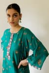 Juanita by Shubhda_Green Pure Silk Hand Block Print Floral Round Neck Kurta And Pant Set _Online_at_Aza_Fashions