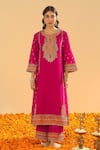 Buy_Sheetal Batra_Pink Silk Chanderi Embroidery Kirandori Split V Neck Aamish Kurta Palazzo Set _Online_at_Aza_Fashions