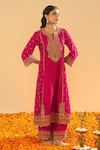 Buy_Sheetal Batra_Pink Silk Chanderi Embroidery Kirandori Split V Neck Aamish Kurta With Palazzo _at_Aza_Fashions