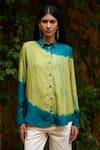 Buy_Medha_Green Pure Silk Bandhani Collar Tie Dye Stripe Pattern Shirt _at_Aza_Fashions