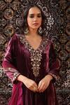 Buy_Sabe_Wine Velvet Embroidery Zardozi V Neck Long Kurta Set _Online_at_Aza_Fashions