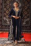 Buy_Sabe_Blue Velvet Embroidery Zardozi V Neck Floral Neckline Kurta Set _at_Aza_Fashions