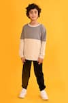 Anthrilo_Grey Fleece Colorblocked Sweatshirt With Solid Joggers _Online_at_Aza_Fashions