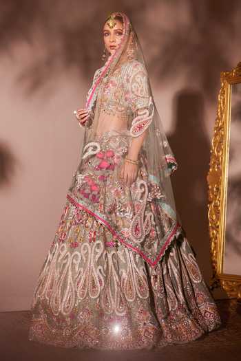 Buy_Chaashni By Maansi And Ketan_Ivory Organza, Net Beads, Tassels, Pearls, Embroidered Floral Bridal Lehenga Set 