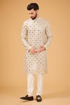 Buy_Kasbah_White Georgette Embroidered Thread Geometric Straight Kurta _at_Aza_Fashions