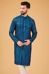 Kasbah_Blue Velvet Embroidered Thread Straight Kurta _Online_at_Aza_Fashions