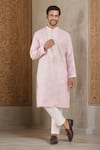 Buy_RNG Safawala_Pink Linen Embroidery Thread Crest Bloom Motif Kurta With Pant _at_Aza_Fashions