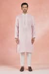 Buy_RNG Safawala_Pink Linen Embroidery Thread Crest Bloom Motif Kurta With Pant _Online_at_Aza_Fashions