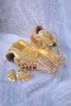 Chal Jooti_Gold Embellished Mastaani Majesty Wedding Sneakers_Online