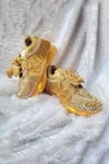 Chal Jooti_Gold Embellished Mastaani Majesty Wedding Sneakers