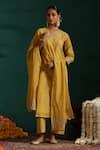 Buy_Beige_Yellow Kurta Mul Chanderi Embroidered Zardozi V Neck Aaftab Yoke Pant Set _at_Aza_Fashions