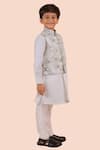 Buy_Partykles_Off White Embroidered Thread Floral Print Bundi Kurta Set _Online