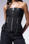 Buy_CILVR_Black 30% Viscose Off Shoulder Neck Crushed Texture Corset Top With Belt _Online_at_Aza_Fashions