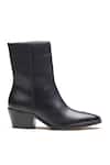 Buy_Dang Shoes_Black Plain Genuine Crust Leather Boots _Online_at_Aza_Fashions
