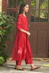 Vaayu_Red Muslin Cotton Embellishment Floral V Neck Thread Work Kurta Set _Online_at_Aza_Fashions