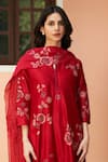 Buy_Vaayu_Red Muslin Cotton Embellishment Floral Applique Detailed Straight Kurta Pant Set 