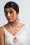 Buy_Zevar King_Red Pearls, Stones Gold Plated Flower Carved Necklace Set _at_Aza_Fashions