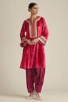 Buy_Saundh_Maroon Velvet Embroidered Sequins Notched Placket Kurta With Salwar _at_Aza_Fashions