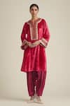 Buy_Saundh_Maroon Velvet Embroidered Sequins Notched Placket Kurta With Salwar _Online_at_Aza_Fashions