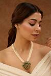 Buy_Karisa Designs_Green Kundan Embellished Pendant Necklace _at_Aza_Fashions
