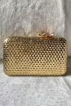 Buy_Kreivo By Vamanshi Damania_Gold Weave Pattern Clutch _at_Aza_Fashions