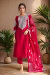 Buy_Prisho_Red Silk Embroidery, Gota Patti Round Neck Floral Kurta Set _at_Aza_Fashions