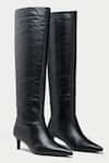 Buy_Oroh_Black Genuine Leather Pointed Toe Boots _at_Aza_Fashions