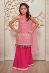 Buy_Samyukta Singhania_Pink Lining Cotton Embroidered Sequin Thread Kurta Set _at_Aza_Fashions