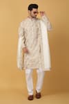 Buy_Aham-Vayam_Ivory Cotton Embroidery Bahaar Kurta Pant Set 