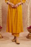 Nero India_Yellow Chanderi Embroidery Sequin V Neck Lace Kurta Set _at_Aza_Fashions